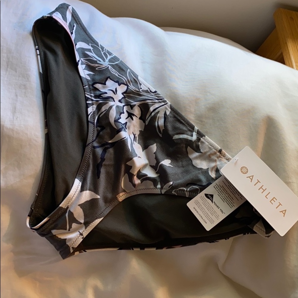 🌊 ATHLETA mid rise swim bottom